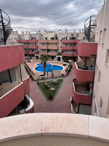 Apartamento en Alquiler en Calle Francisco de Goya, 7 en Almoradí