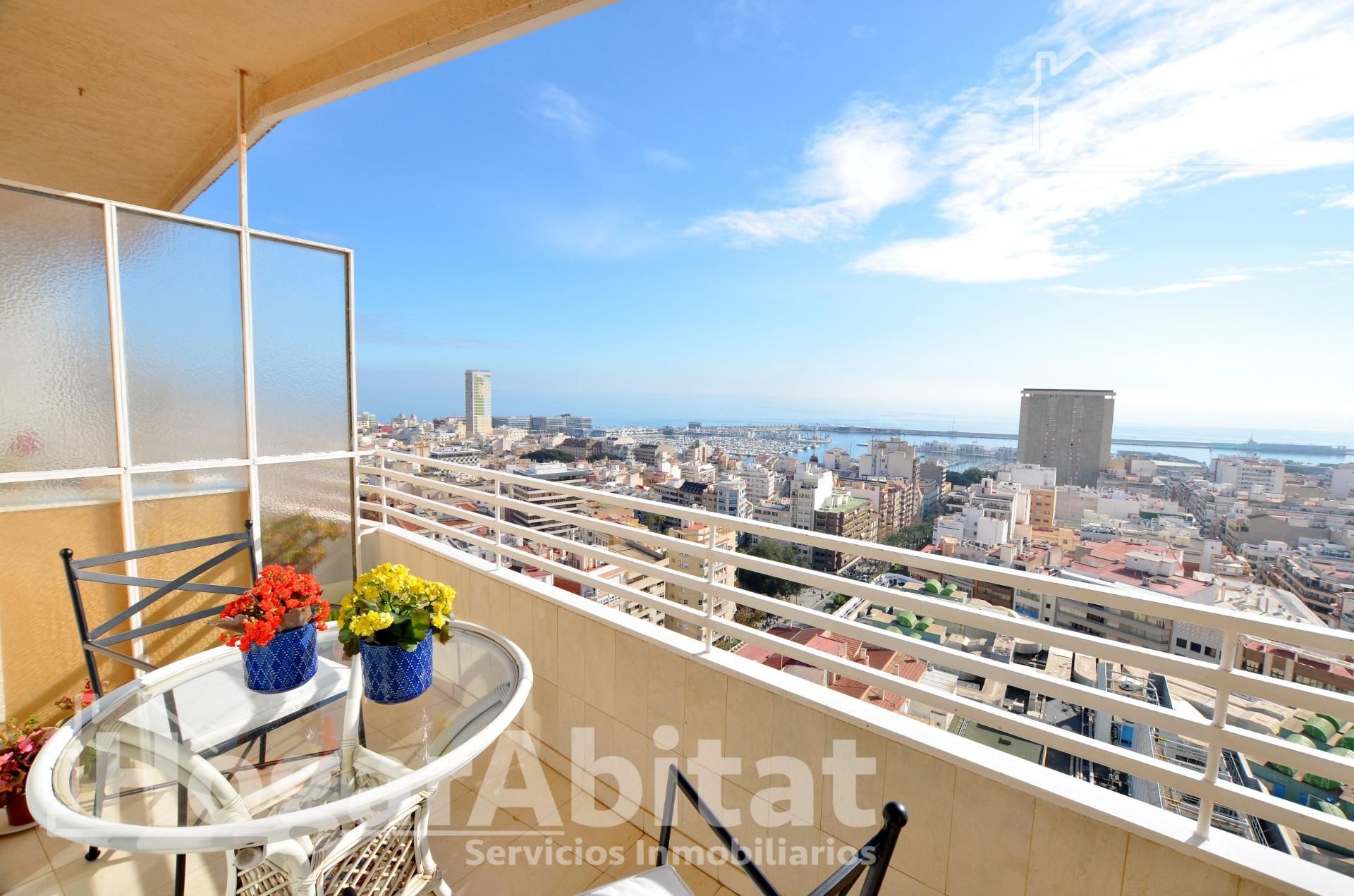 Exterior view of Flat for sale in Alicante / Alacant  with Air Conditioner, Terrace and Furnished