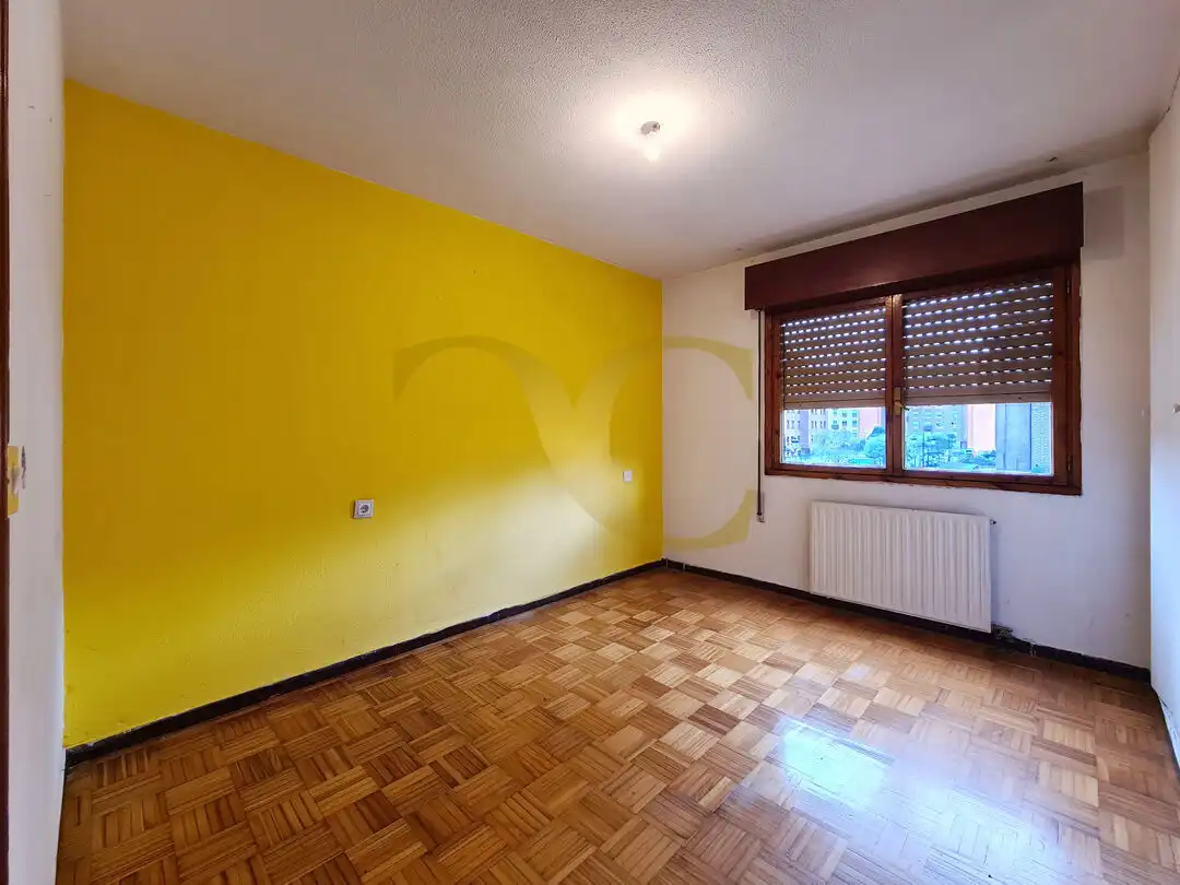 Bedroom of Flat for sale in Oviedo   with Heating and Private garden
