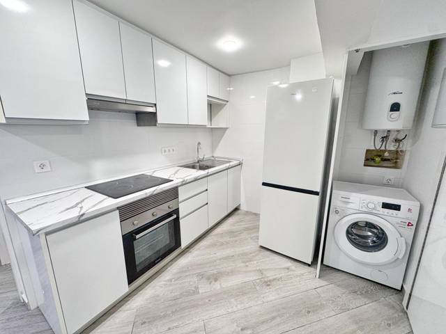 Estudio en Alquiler en Las Trescientas - San Francisco - Ciudad Vergel