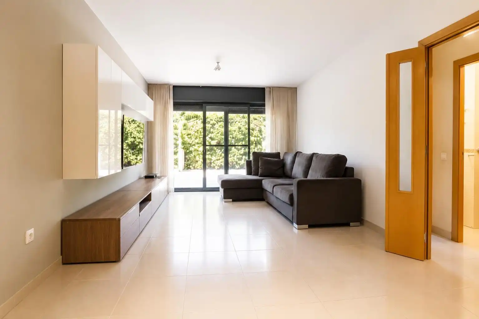 Wohnzimmer von Einfamilien-Reihenhaus zum Verkauf in Reus mit Heizung, Privatgarten und Terrasse