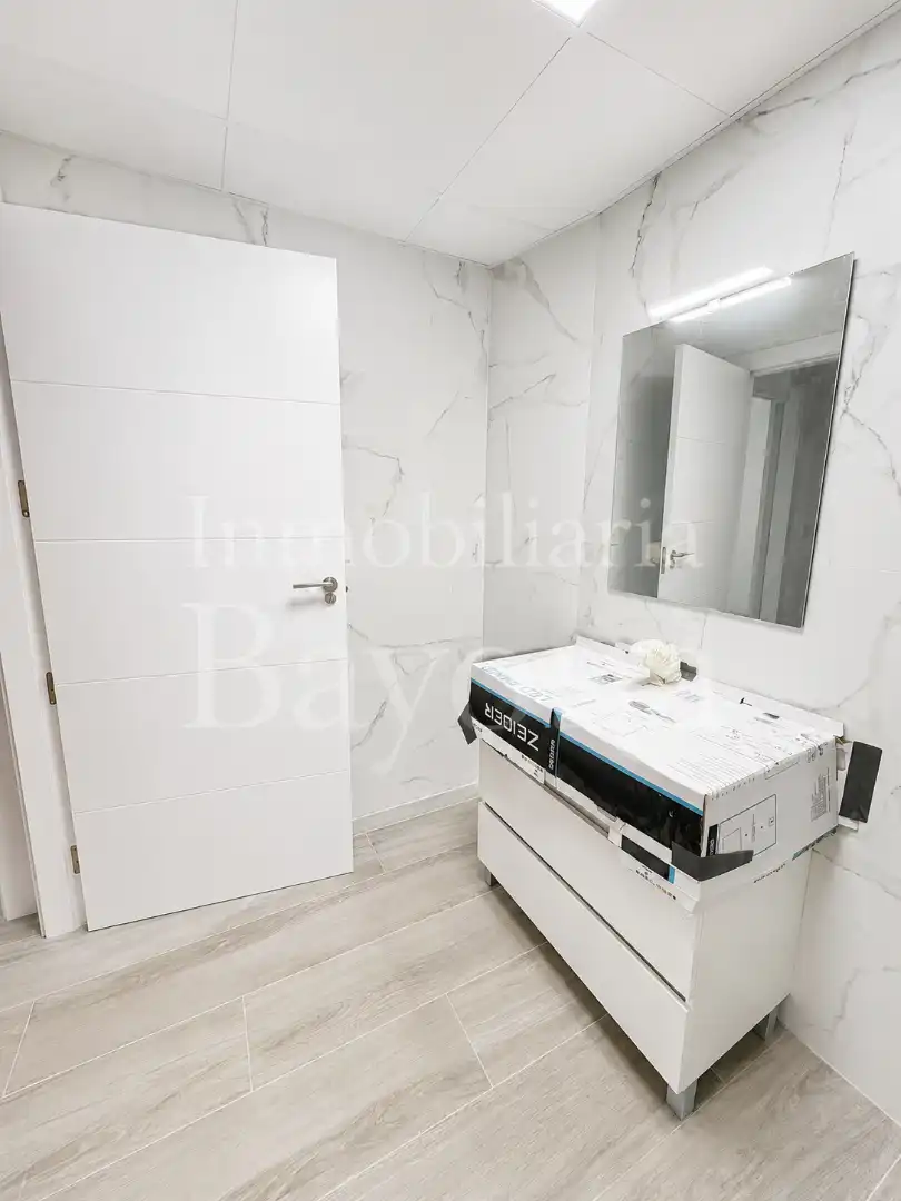 Bathroom of Apartments for sale in Alcantarilla