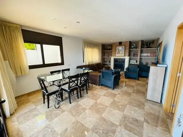 Comedor de Casa o chalet en venta en Tordera con Piscina y Horno