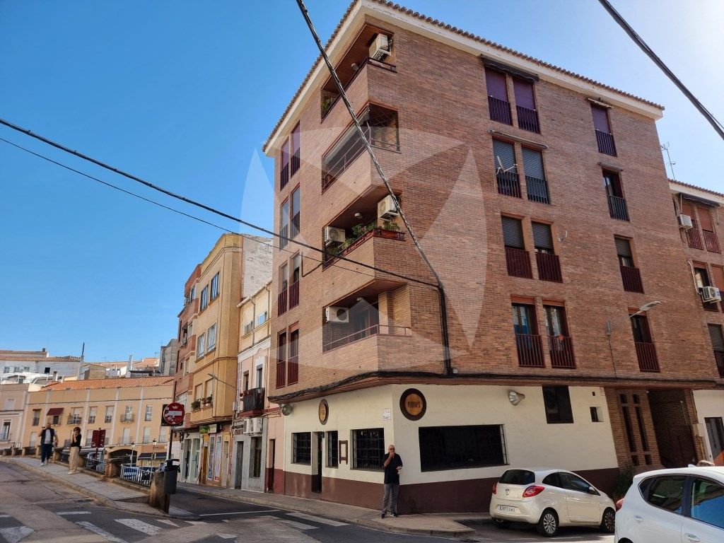 Vista exterior de Piso en venta en Cáceres Capital con Terraza y Amueblado