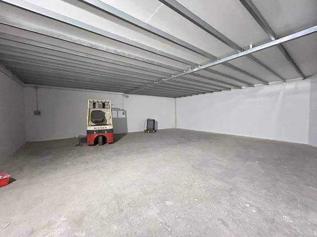 Nave industrial en Alquiler en C en Pedanías - Extrarradio