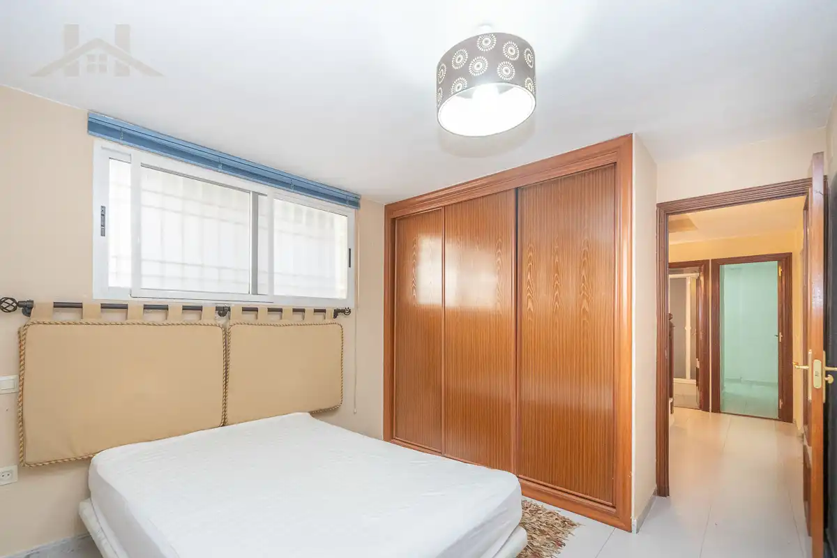 Habitación de Casa adosada en venta en Torrelodones con Aire acondicionado, Calefacción y Jardín privado