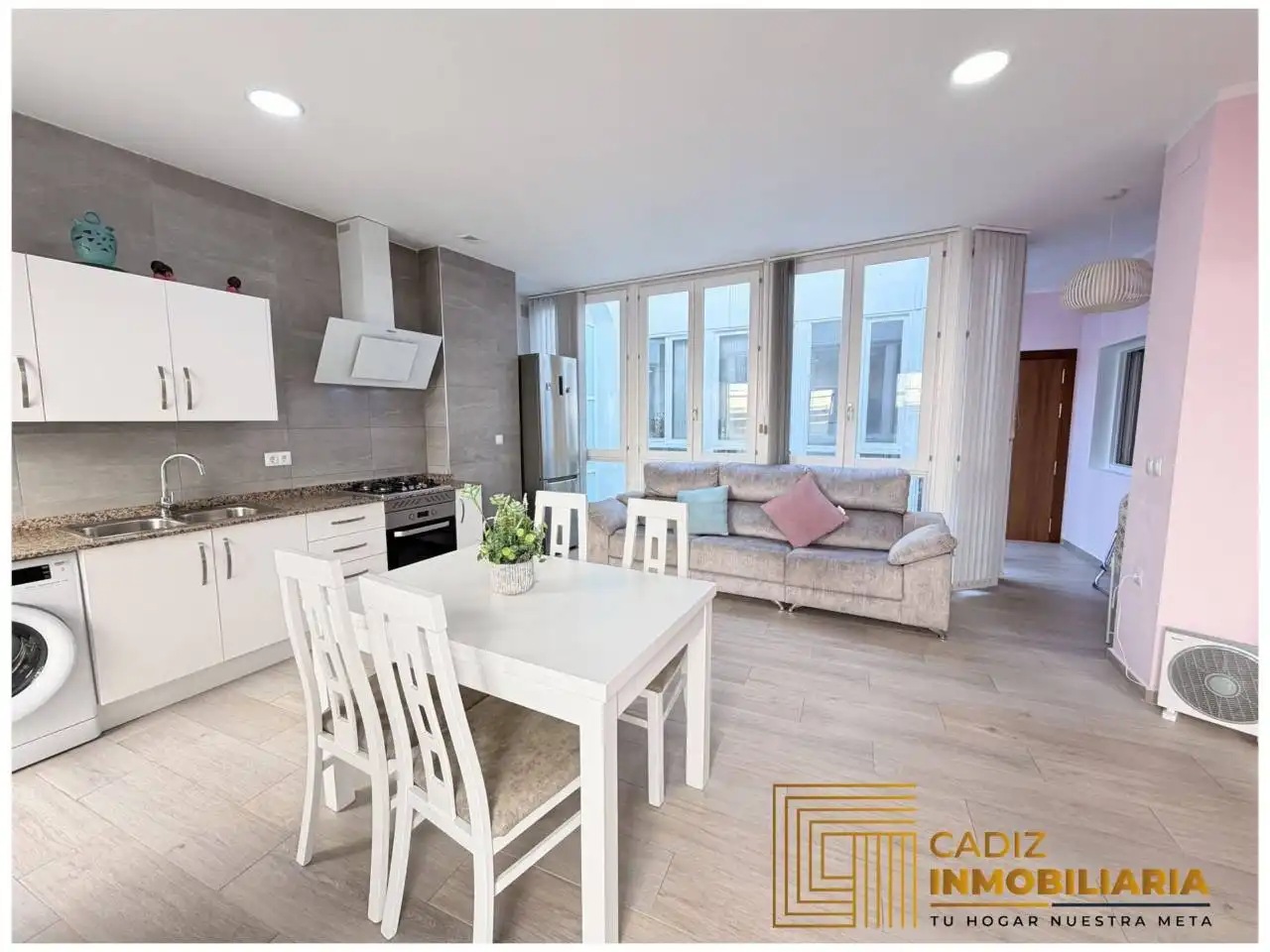 Cocina de Piso en venta en Cádiz con Aire acondicionado y Balcón