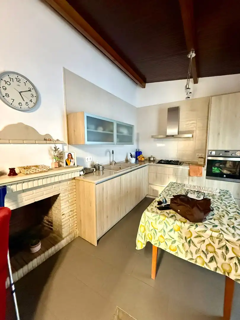 Küche von Einfamilien-Reihenhaus zum Verkauf in Tarifa mit Terrasse