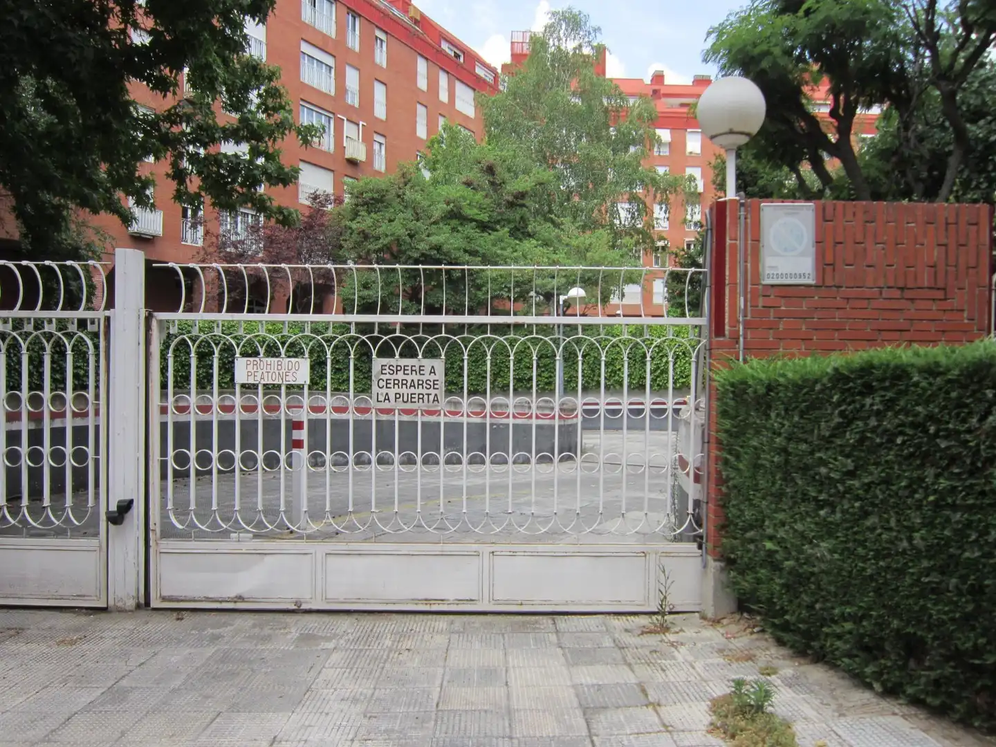 Garage for rent in Calle del Concejal Benito Martín Lozano, 10, Acacias