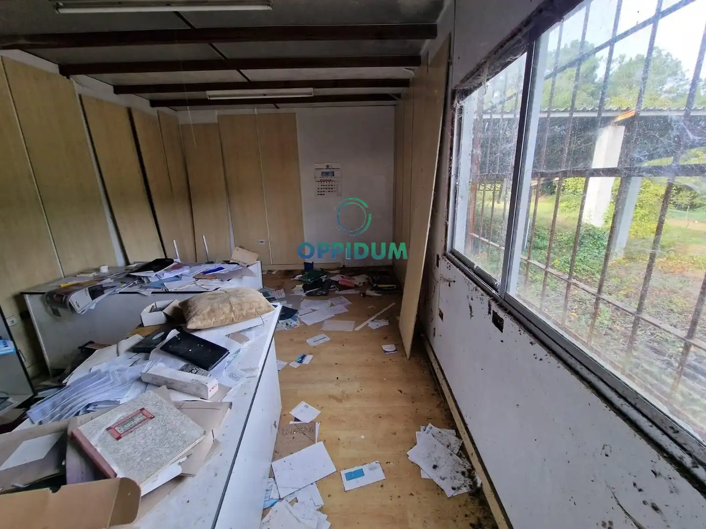 Industrial buildings for sale in Touro