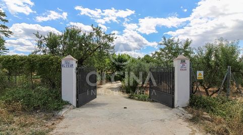 Foto 2 de Finca rústica en venta en Onil, Alicante