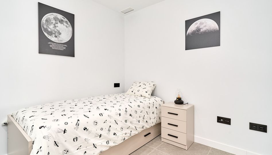 Foto 1 de Piso en venta en Calle Dúo Sacapuntas, 102, Urbanización Santa Rosa, Málaga