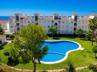 Pis amb piscina en venda a La Cala del Moral