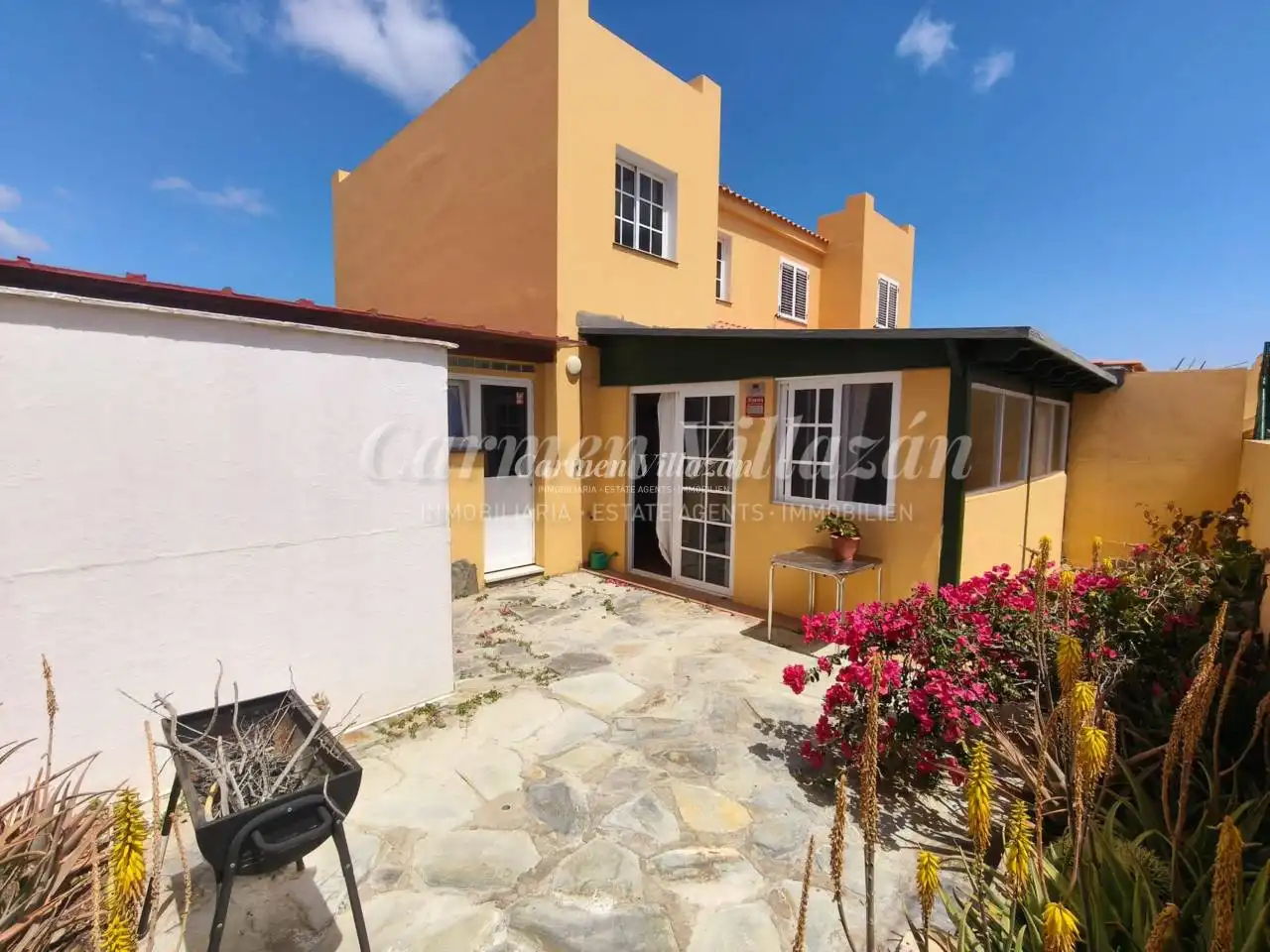 Exterior view of Detached homes for sale in La Oliva  with Private garden, Terrace and Furnished