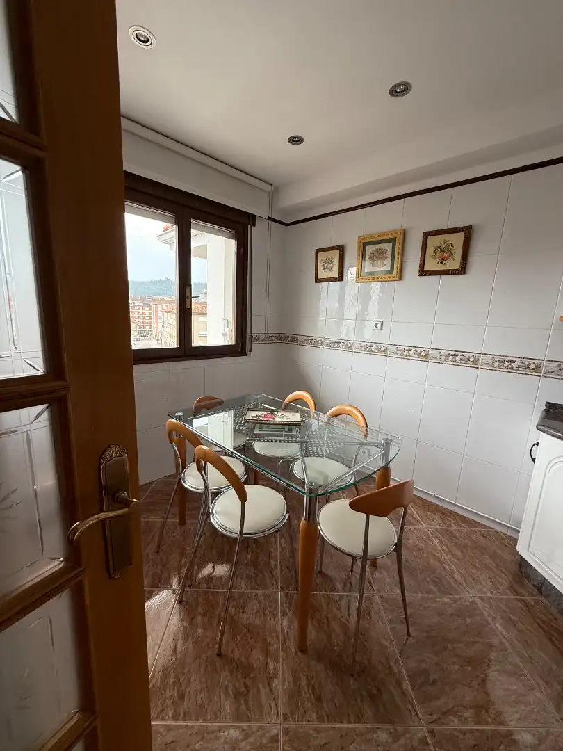 Comedor de Casa adosada en venta en Grado con Calefacción, Jardín privado y Parquet