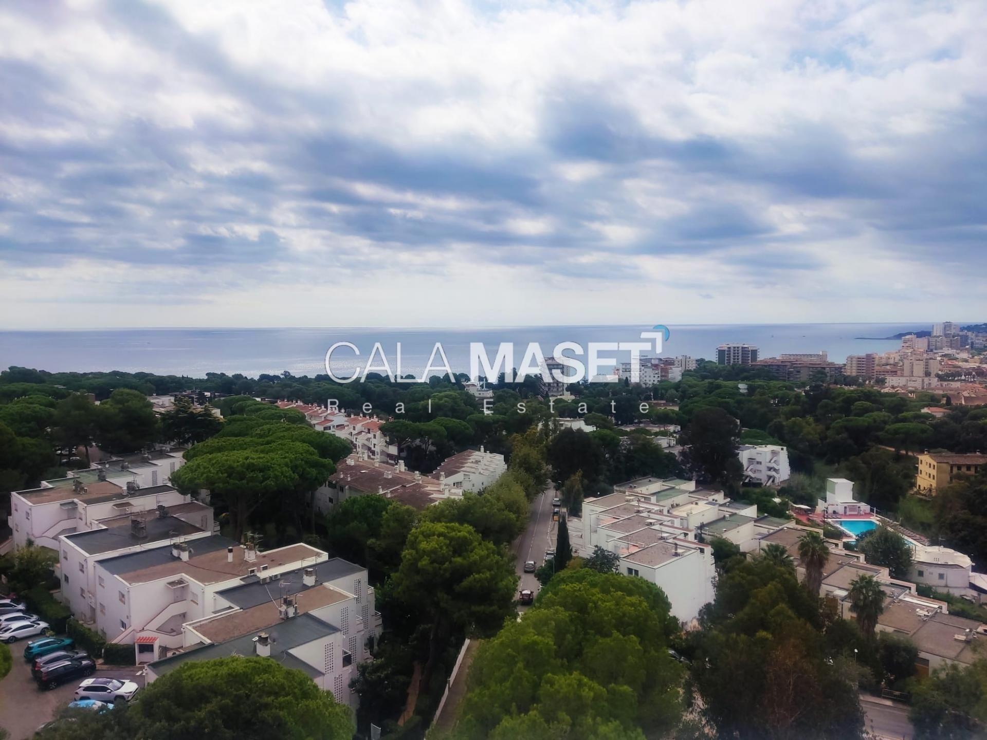 Vista exterior de Apartamento en venta en Castell-Platja d'Aro con Jardín privado