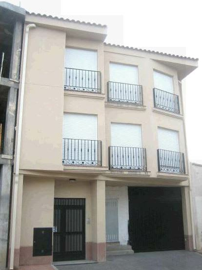 Vista exterior de Local en venda en Camarena