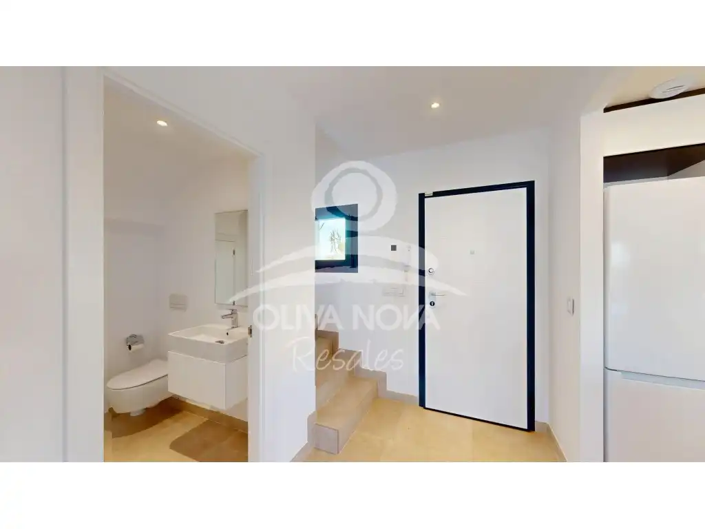 Detached homes for sale in Calle Degas, Oliva Nova