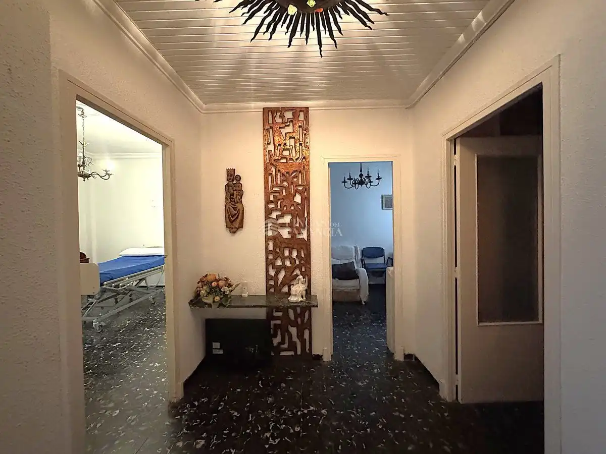 Flat for sale in Valencia  with Balcony