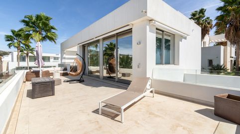 Exclusiva villa contemporánea con vistas panorámicas, piscina privada y amplios espacios diseñados para disfrutar del estilo de vi, imatge 3