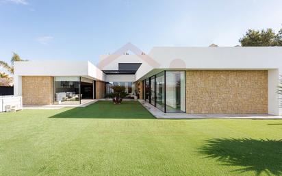 Vista exterior de Casa o xalet en venda en Bétera amb Aire condicionat, Terrassa i Piscina