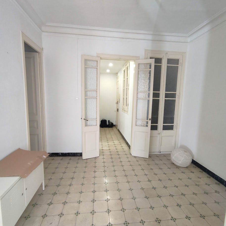 Pis de lloguer en  Barcelona Capital amb Balcó