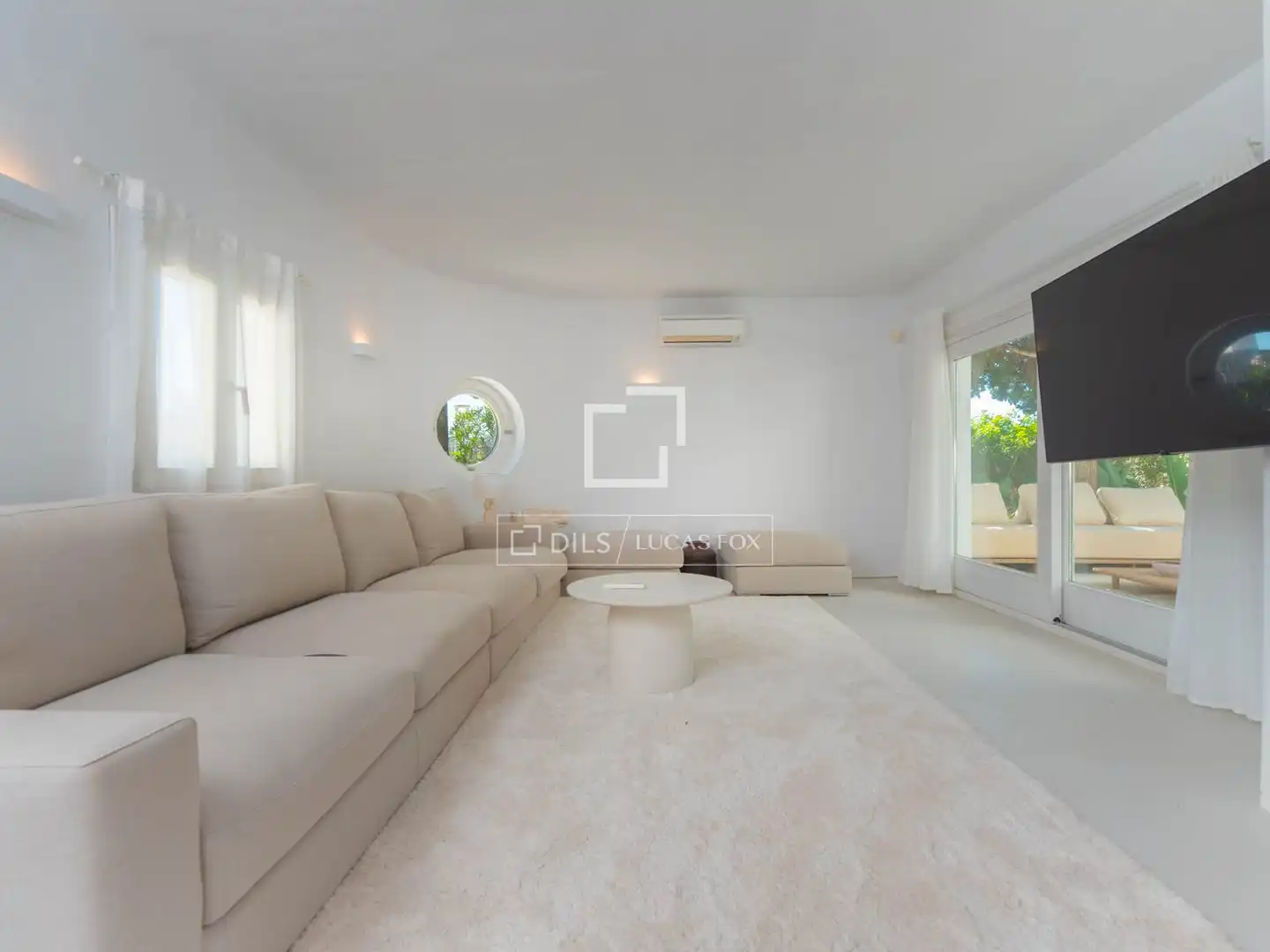 Sala de estar de Casa o chalet en venta en Sant Josep de sa Talaia con Aire acondicionado, Jardín privado y Terraza