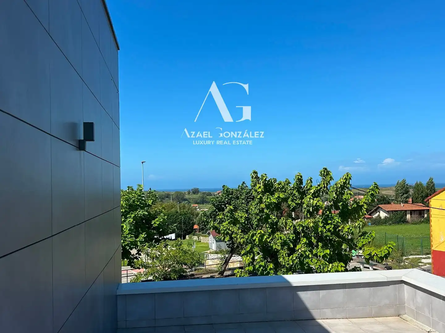 Exterior view of Houses for sale in Santander  with Heating, Private garden and Terrace