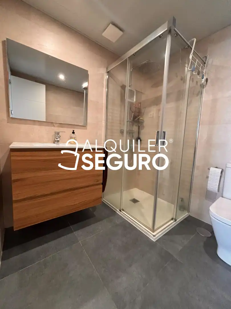 Bathroom of Flat for rent in Rivas-Vaciamadrid  with Air Conditioner, Heating and Terrace