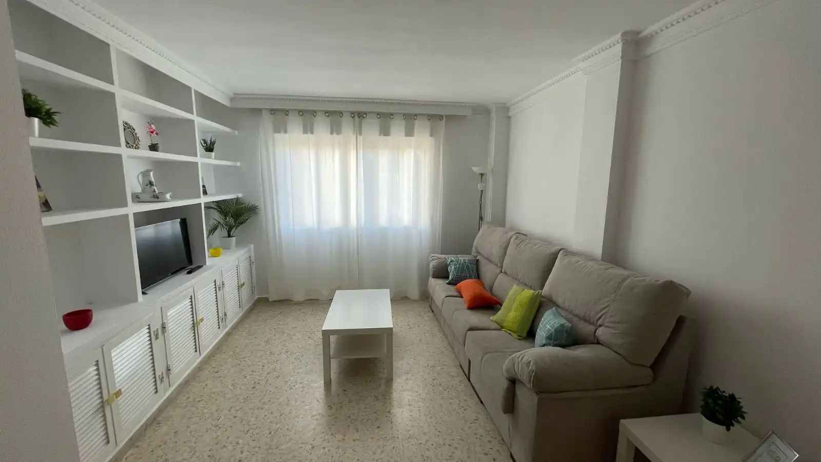 Sala de estar de Piso de alquiler en San Fernando con Amueblado, Horno y Lavadora