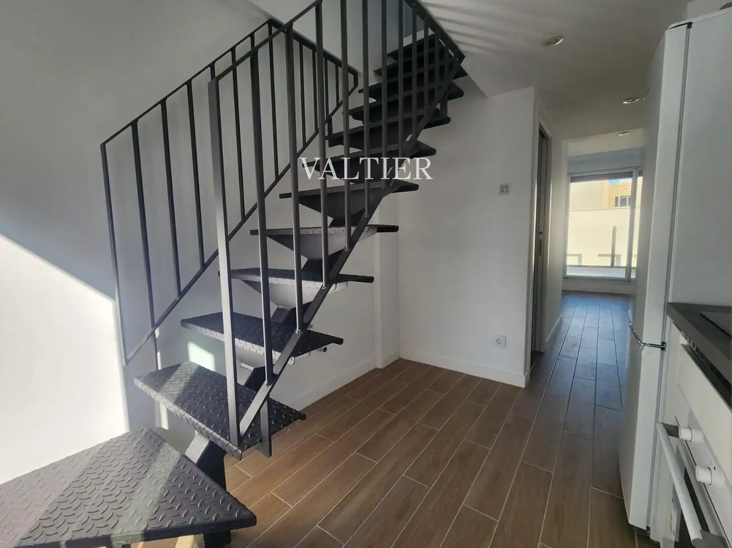 Maisonette zur Miete in Madrid mit Terrasse, Abstellraum und Schwimmbad