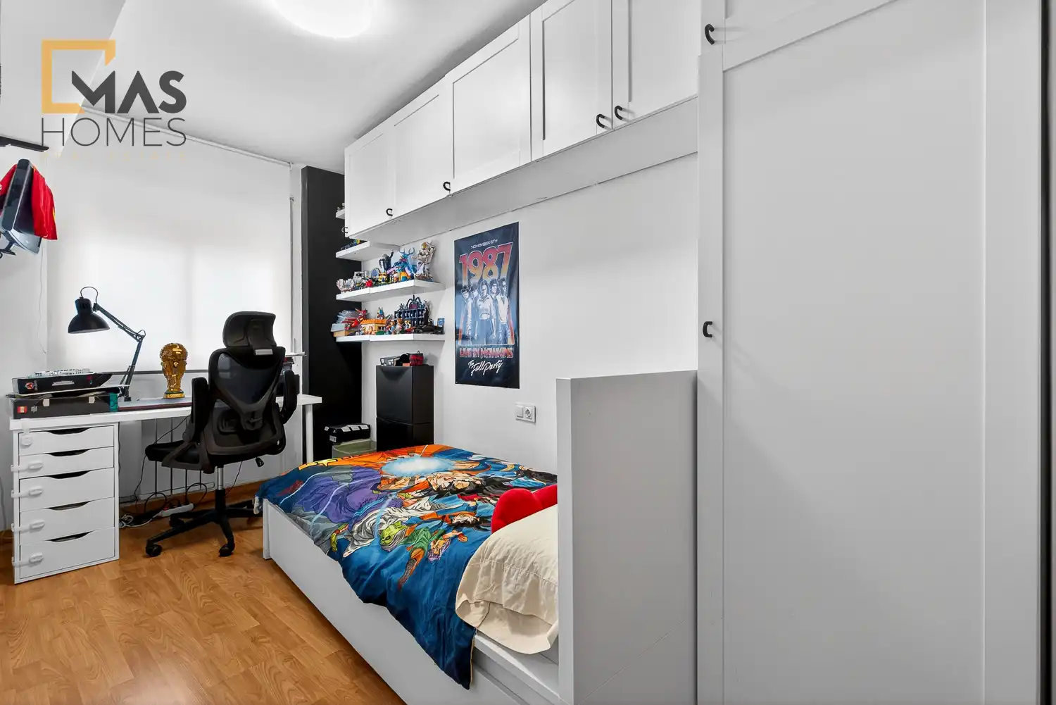 Habitación de Piso en venta en Terrassa con Aire acondicionado y Calefacción