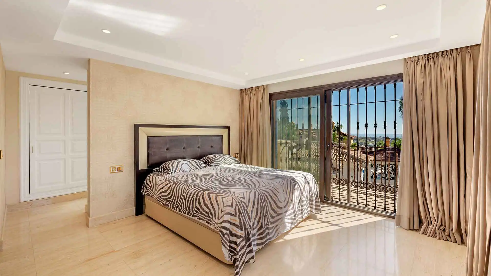 Casa con piscina in vendita a La Quinta, imagen 16