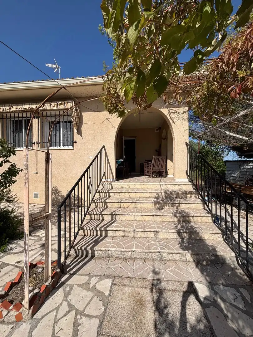Houses for sale in Colmenar de Oreja