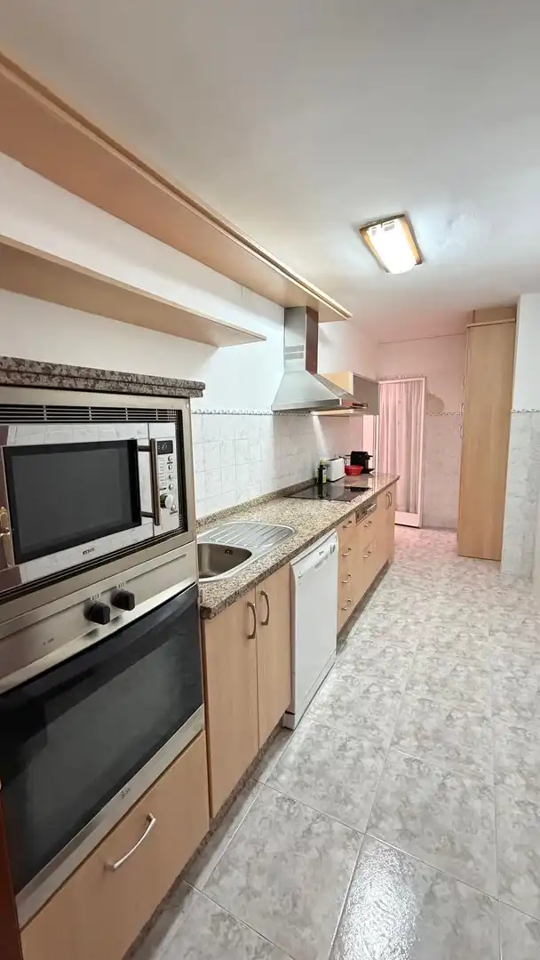 Cocina de Piso en venta en Marbella con Aire acondicionado
