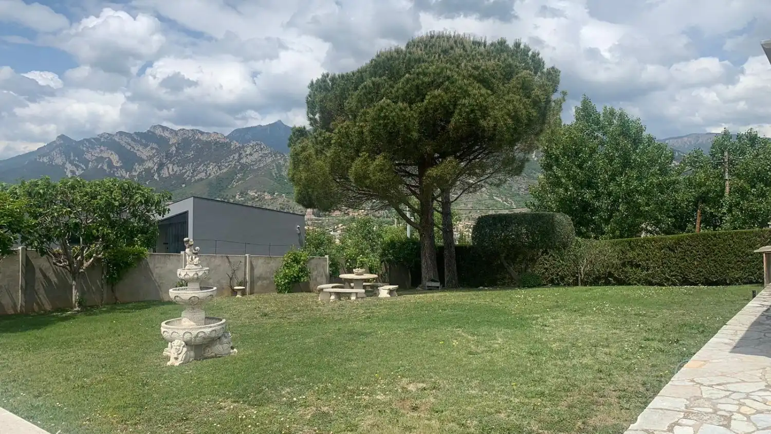 Jardín de Casa o chalet en venta en Berga con Calefacción, Jardín privado y Terraza