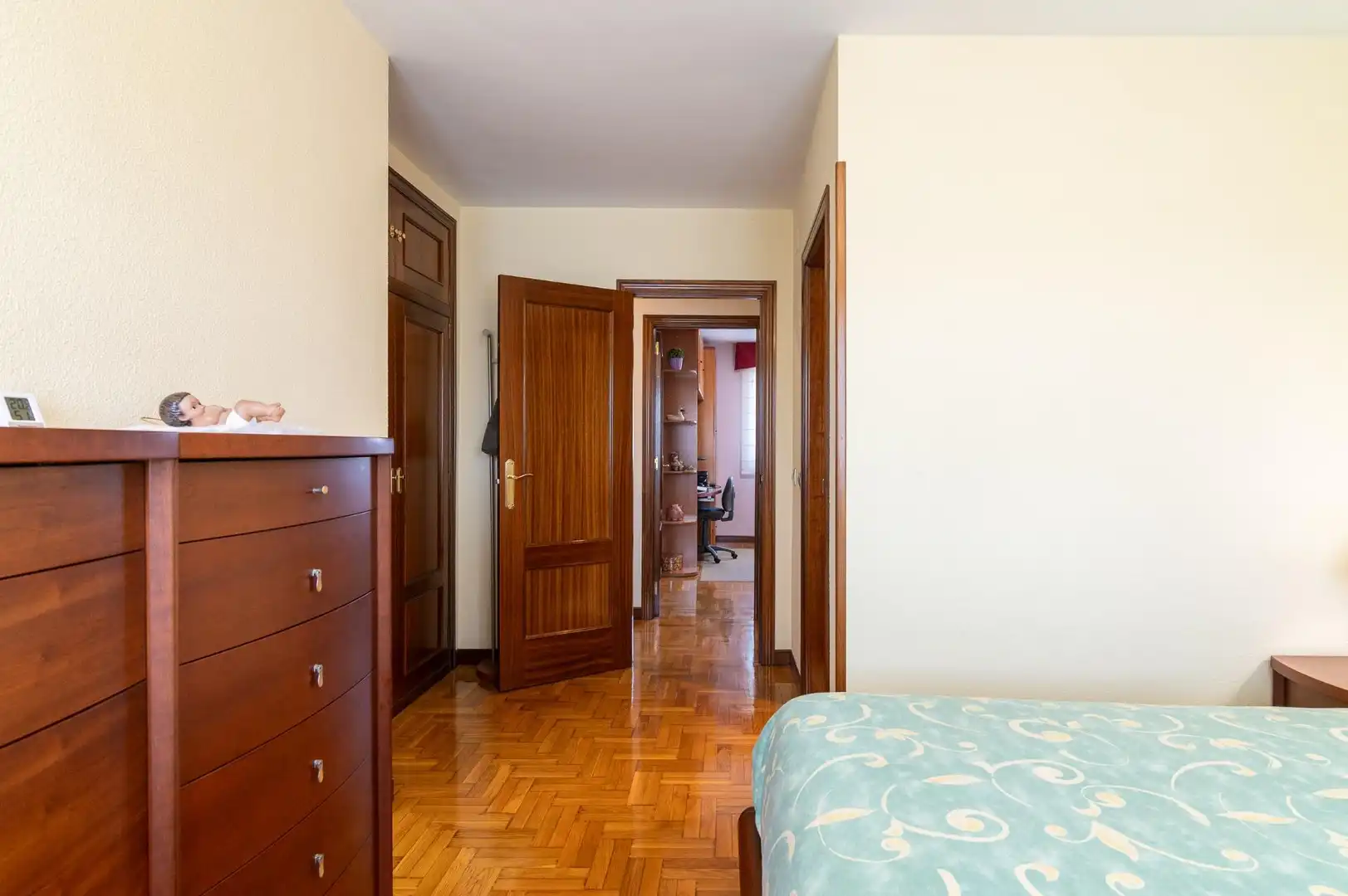 Dormitori de Pis en venda en  Pamplona / Iruña amb Calefacció, Parquet i Traster