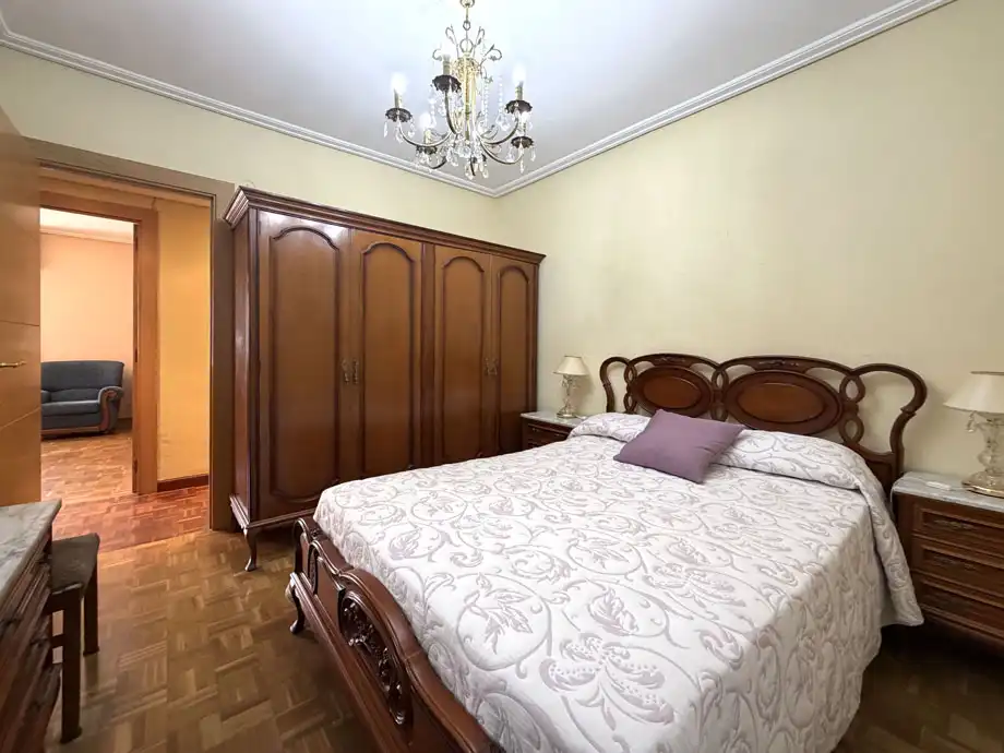 Habitación de Piso en venta en Vitoria - Gasteiz con Calefacción, Parquet y Terraza