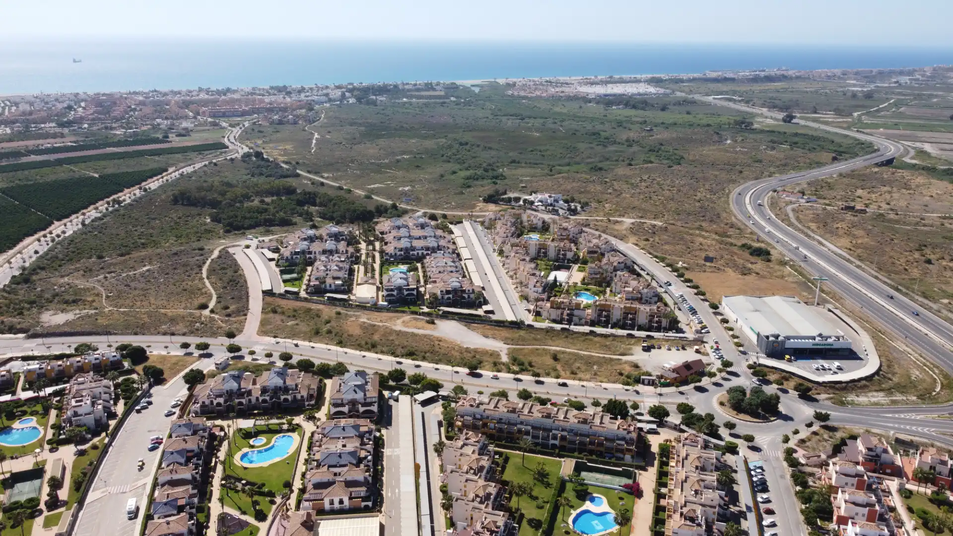 Vista exterior de Ático en venta en Vera con Terraza y Piscina comunitaria
