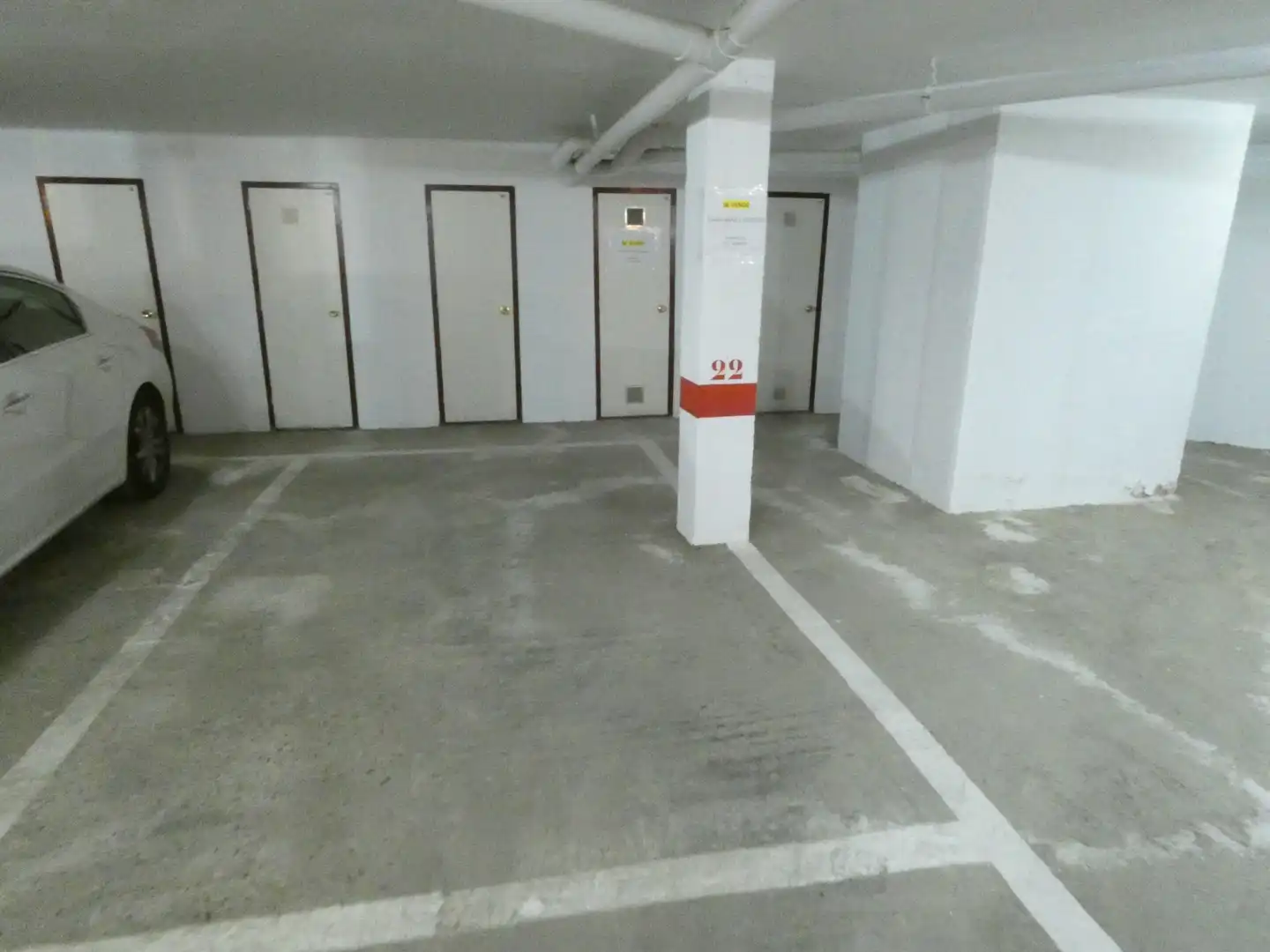 Individual with lift for sale in Azuaga