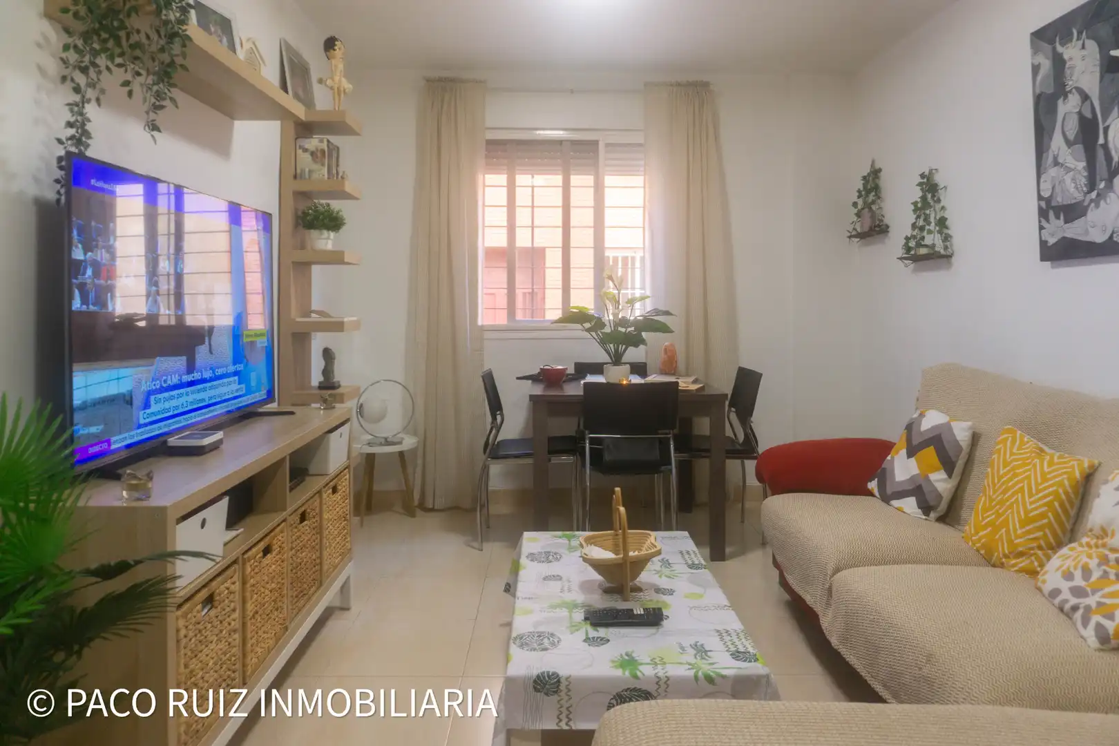 Sala d'estar de Planta baixa en venda en Costacabana - Loma Cabrera