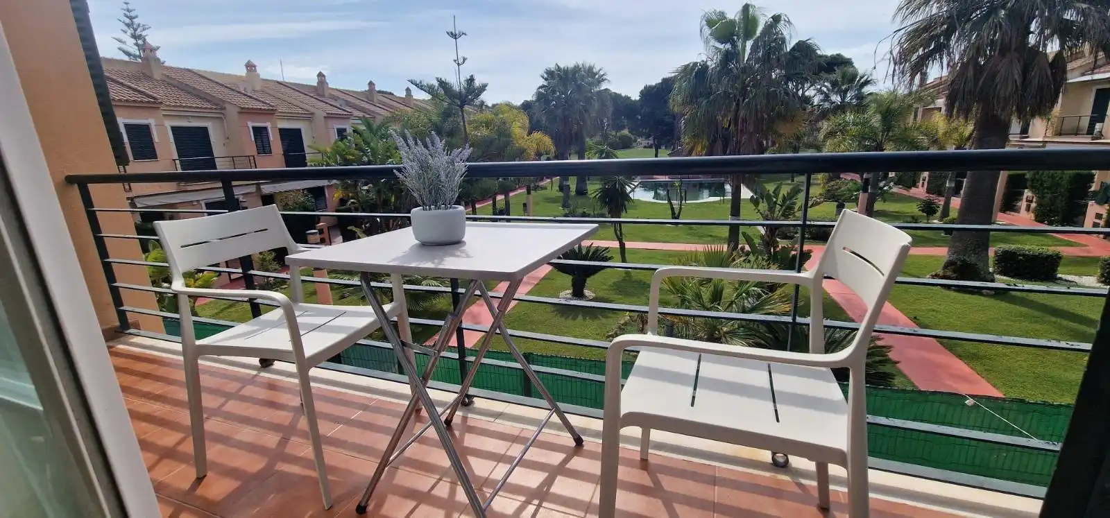 Terrasse von Wohnungen zur Miete in Islantilla mit Klimaanlage, Heizung und Terrasse