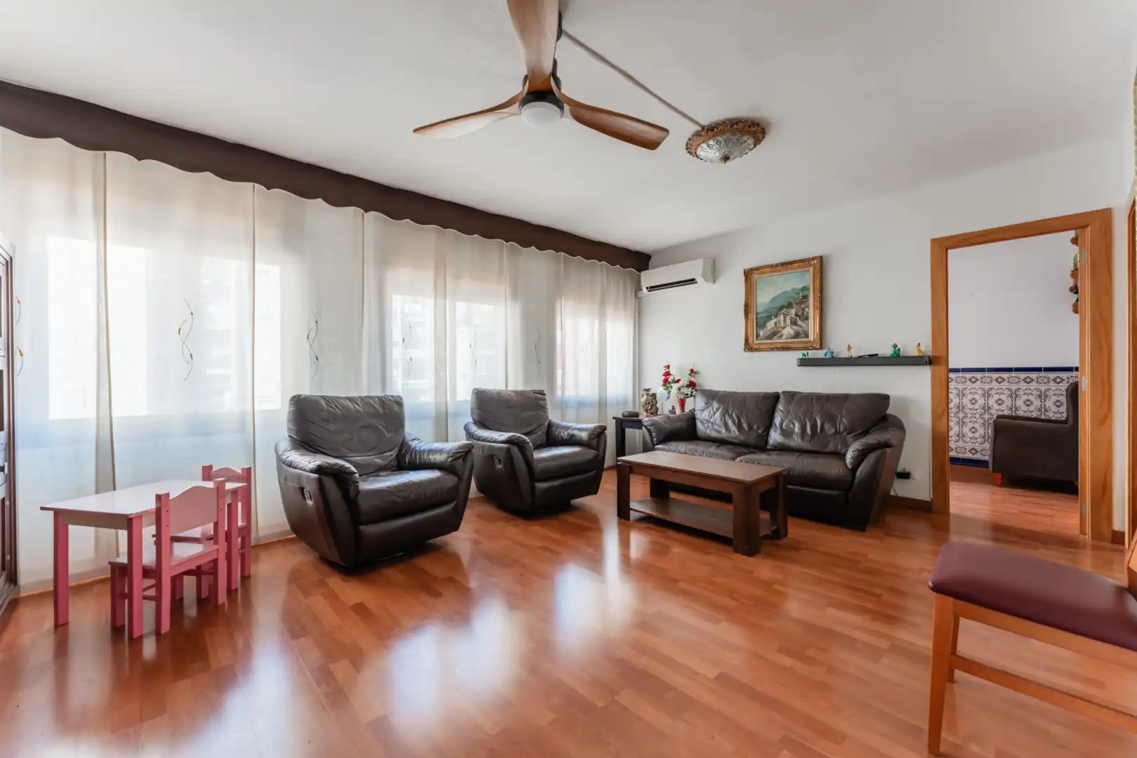 Sala de estar de Piso en venta en Mollet del Vallès con Aire acondicionado, Parquet y Balcón