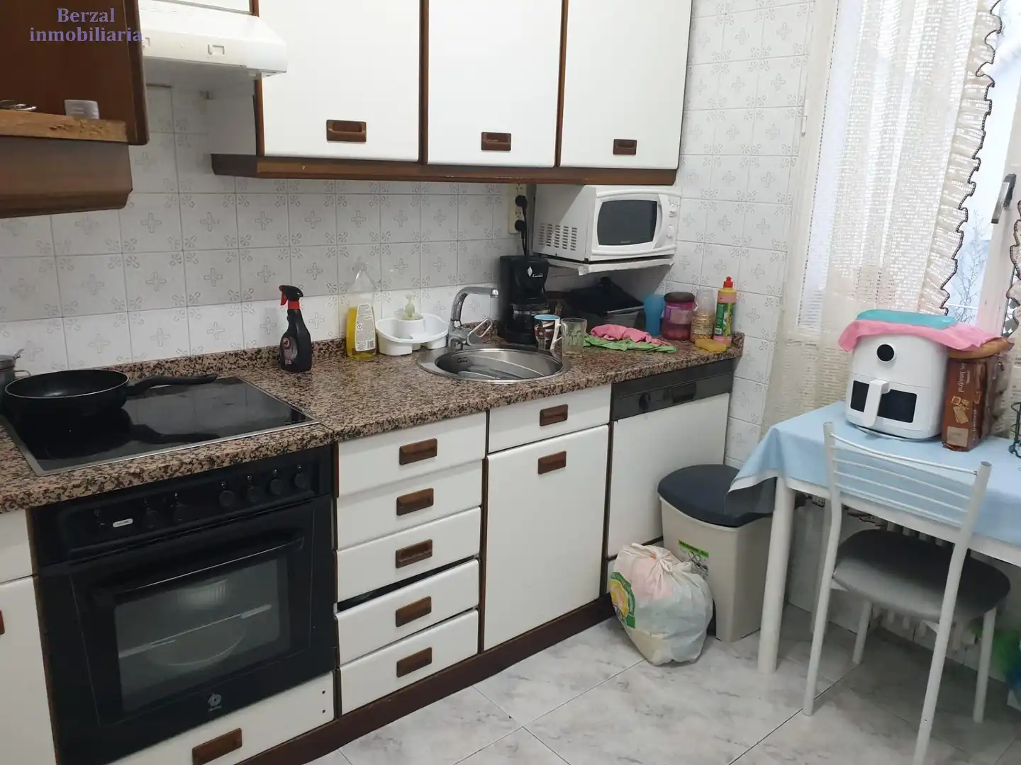 Cocina de Piso en venta en  Logroño con Calefacción y Terraza