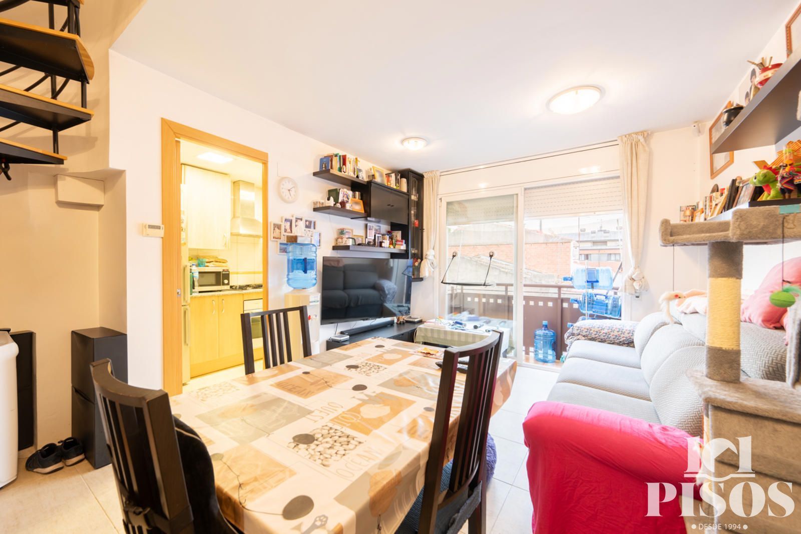 Living room of Duplex for sale in Rubí  with Air Conditioner, Heating and Parquet flooring