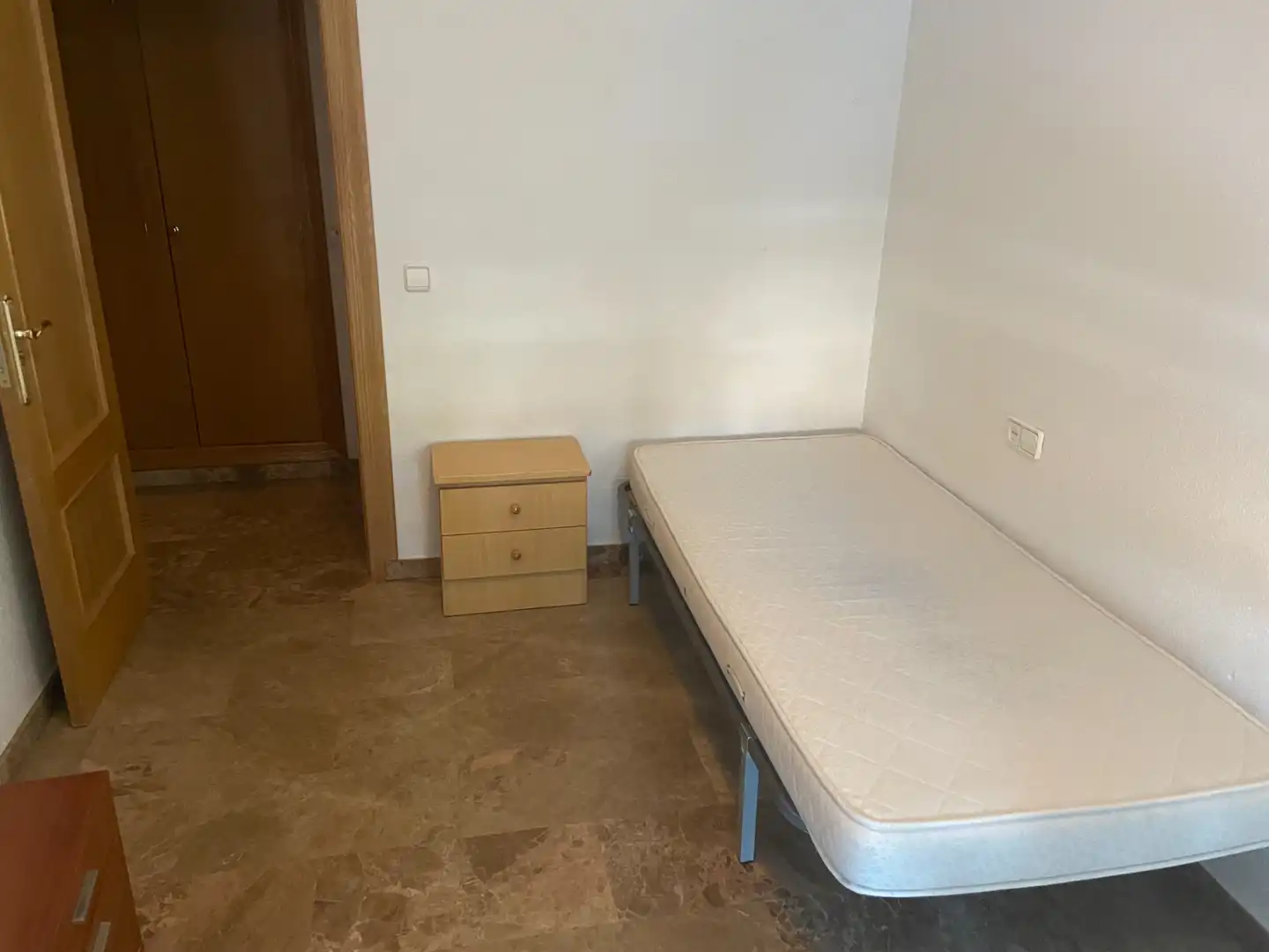 Habitación de Piso de alquiler en Murcia con Amueblado, Horno y Lavadora