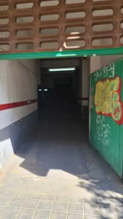 Einzelparkplatz zum Verkauf in LEONES, imagen 3