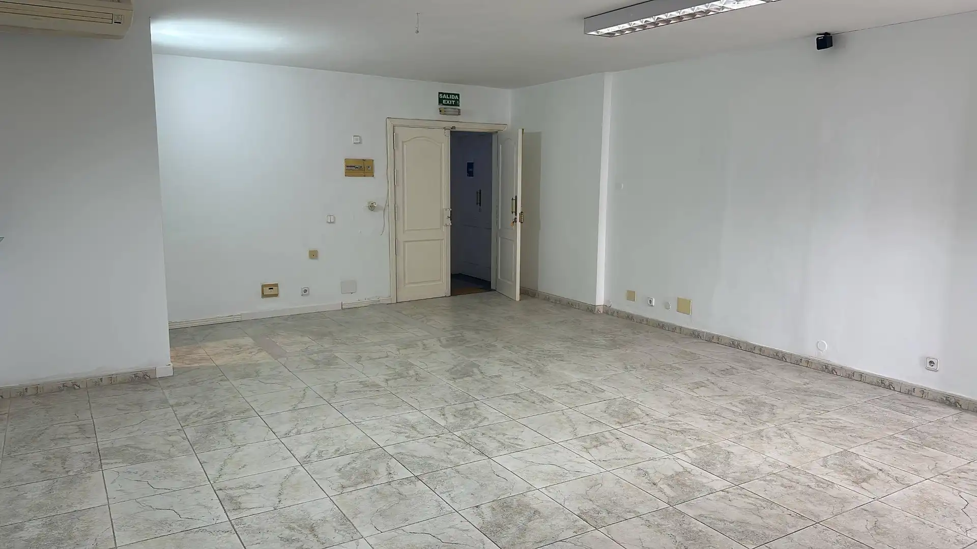 Büro zur Miete in Calle CORONEL VALLS, 7, Centro - La Vega Alta