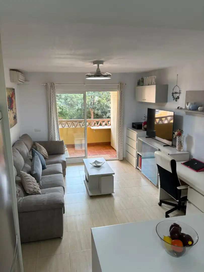 Living room of Apartments for sale in Fuengirola  with Air Conditioner, Terrace and Community pool
