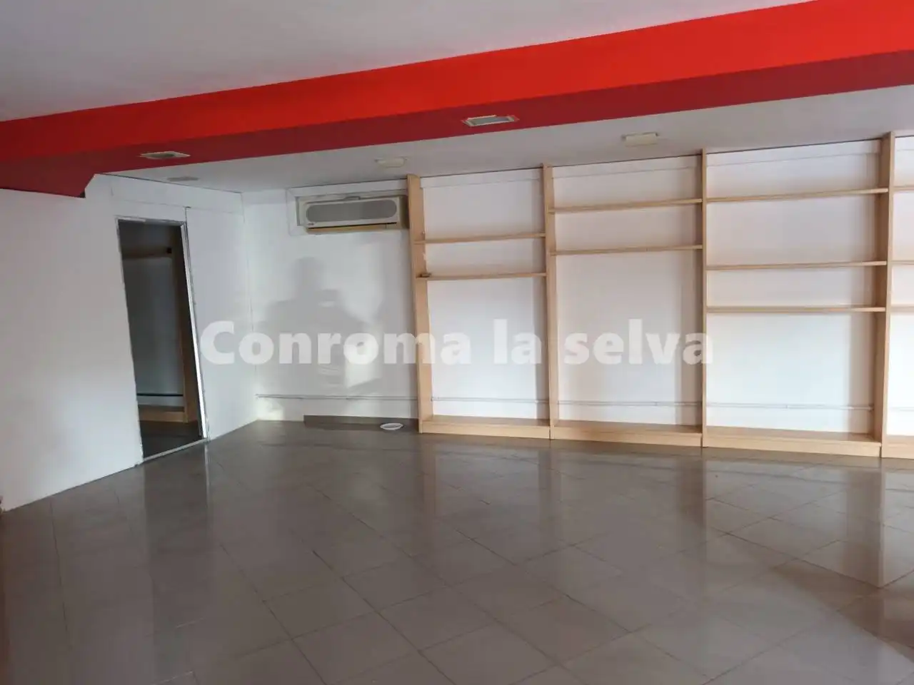 Business premises for sale in Tordera pueblo, imagen 4
